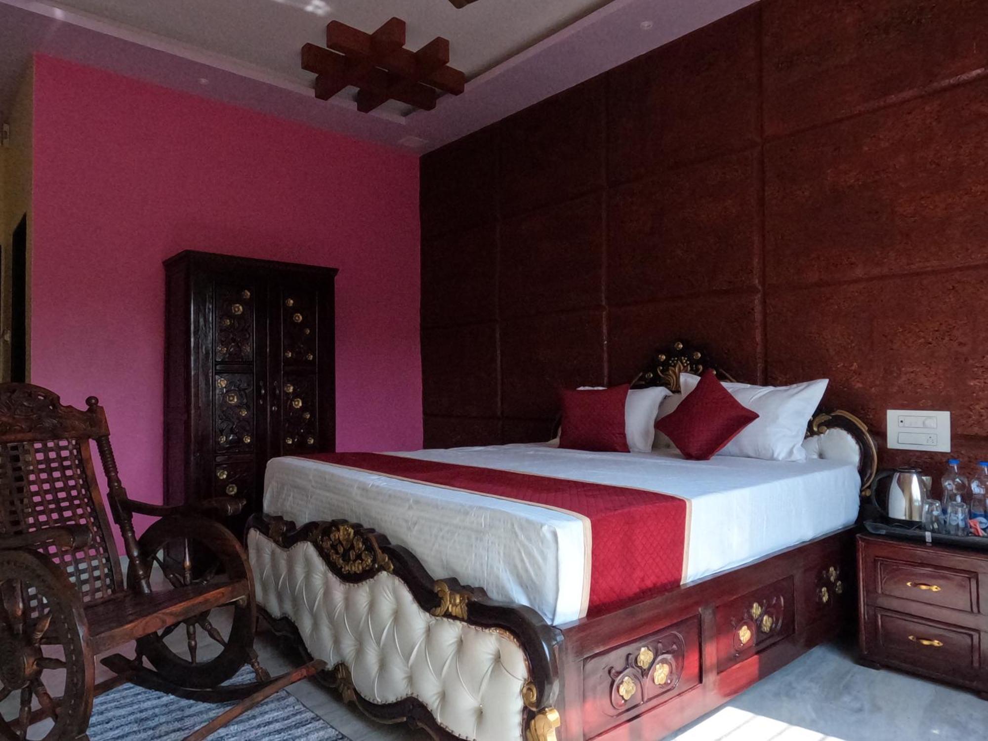 Kokan Heritage Resort Mālvan Екстериор снимка